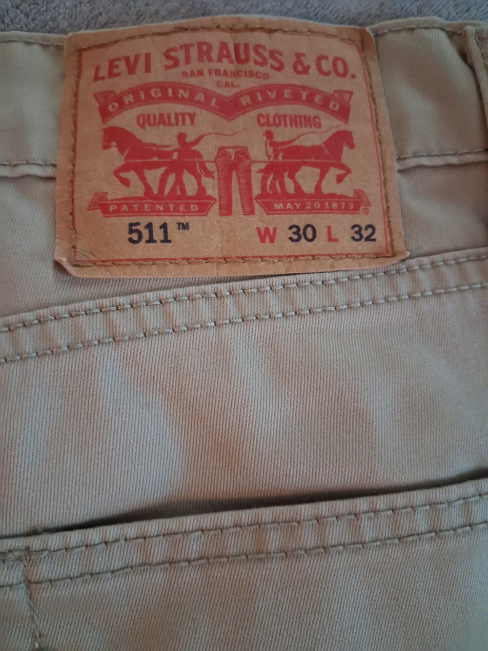 Levi's 511 Slim Fit Men’s Jeans in Khaki